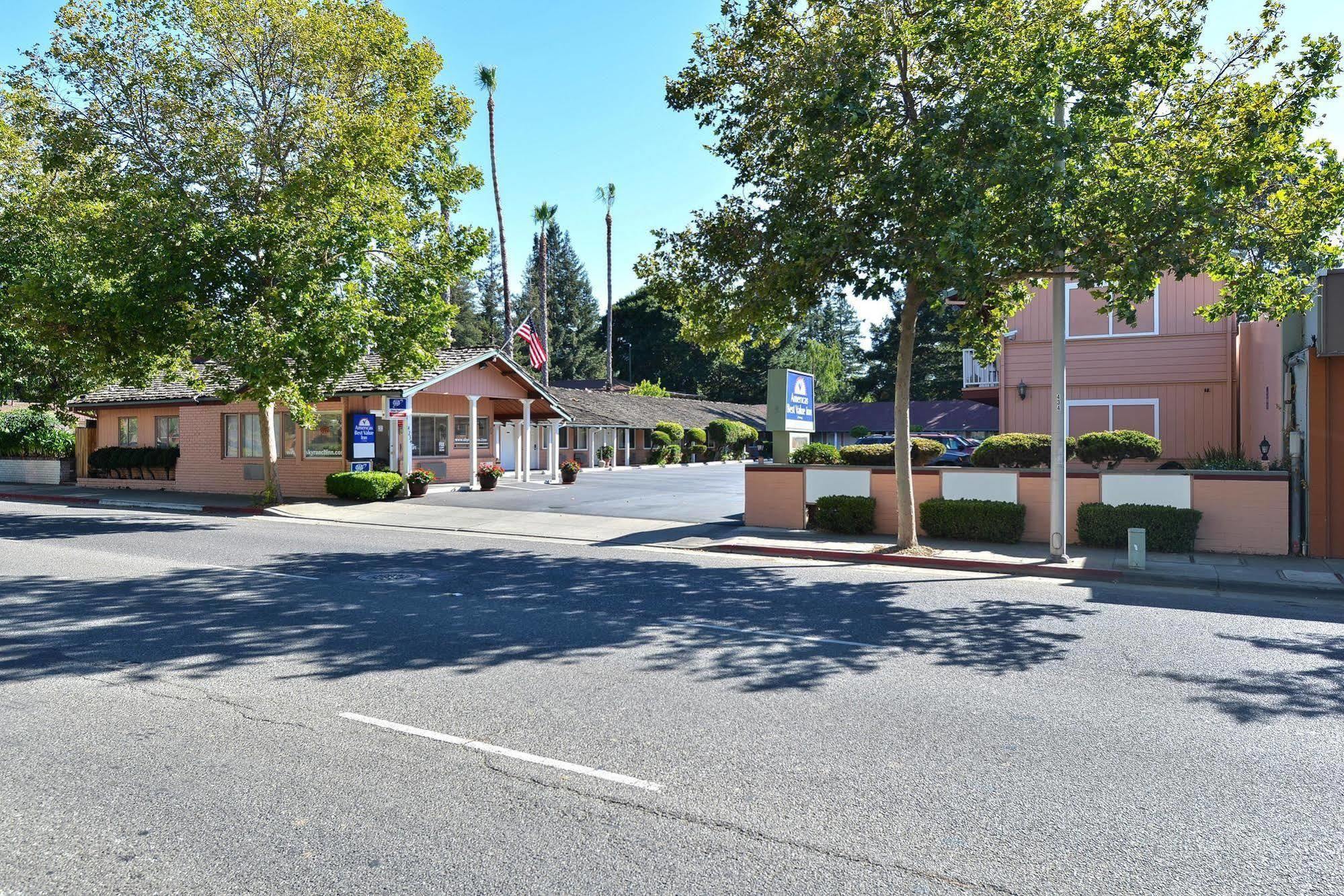 Americas Best Value Inn - Sky Ranch Palo Alto Exterior foto